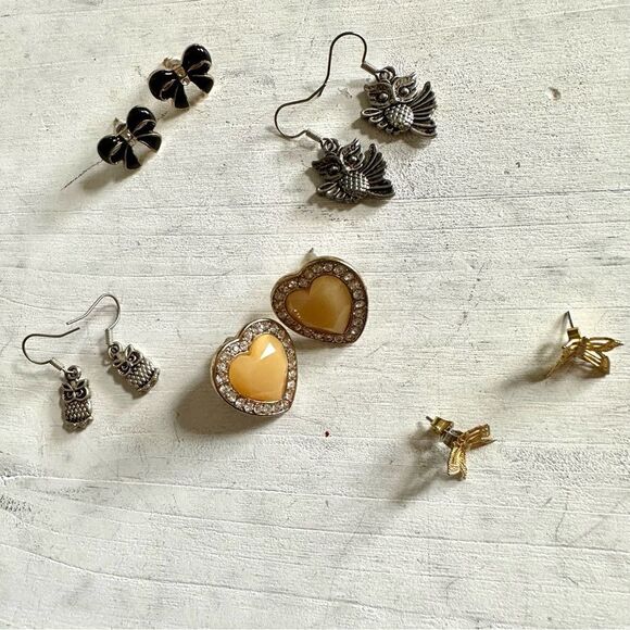 Earring bundle of 5 - Picture 2 of 11